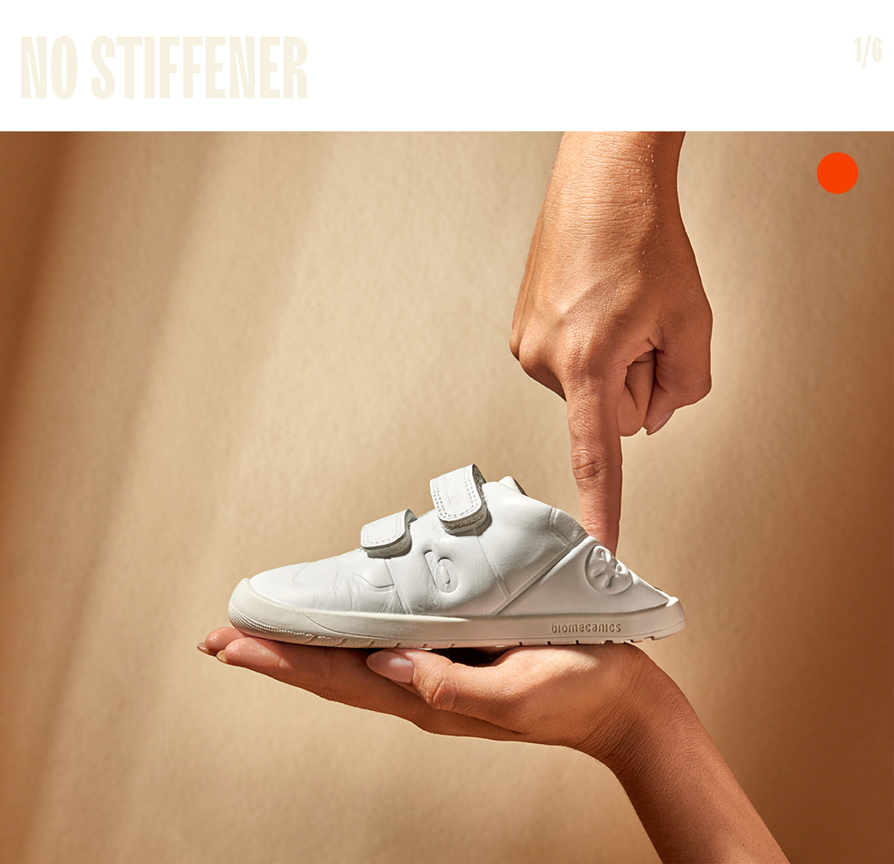 We innovate in the development of an external stabiliser to eliminate the internal stiffeners from our entire range of first steps footwear. This is how the natural stability acquired is consolidated without restricting the movement of the foot.